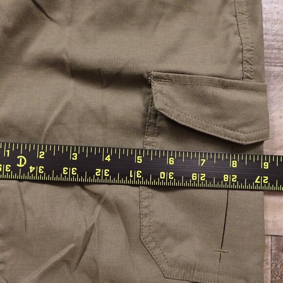 Duluth DuluthFlex Dry on the Fly Convertible Bootcut Pants women's 2 olive green - Picture 7 of 12